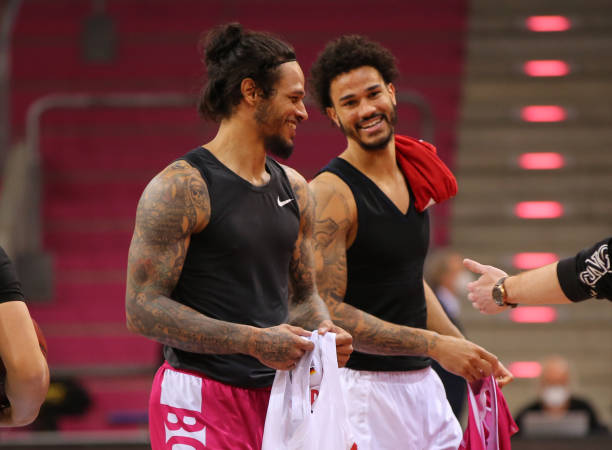 调整和更为 调整和更为